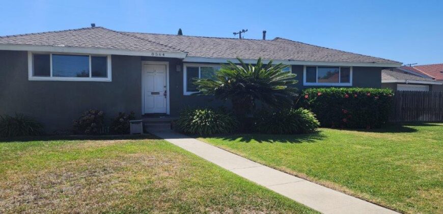 8564 Via Amorita Downey, CA 90241