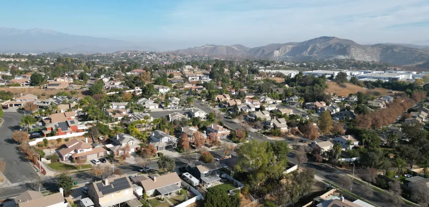 1913 Crystal Downs Dr, Corona, CA 92883