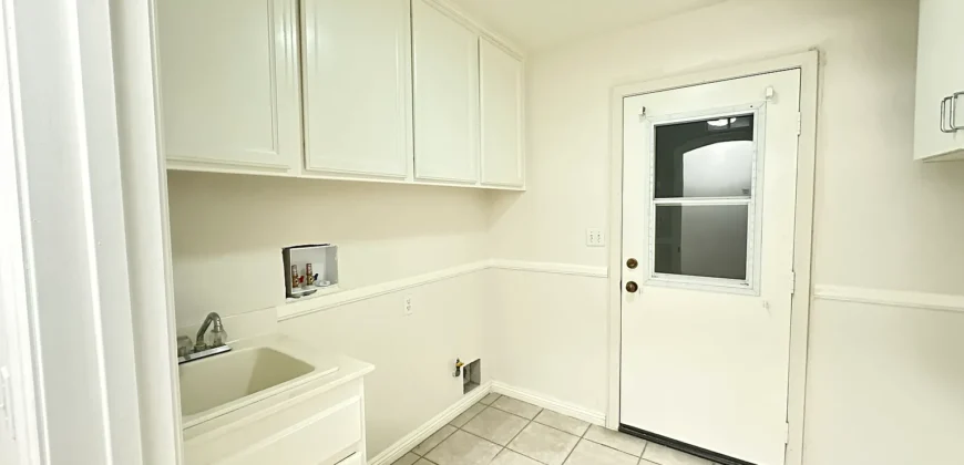1913 Crystal Downs Dr, Corona, CA 92883