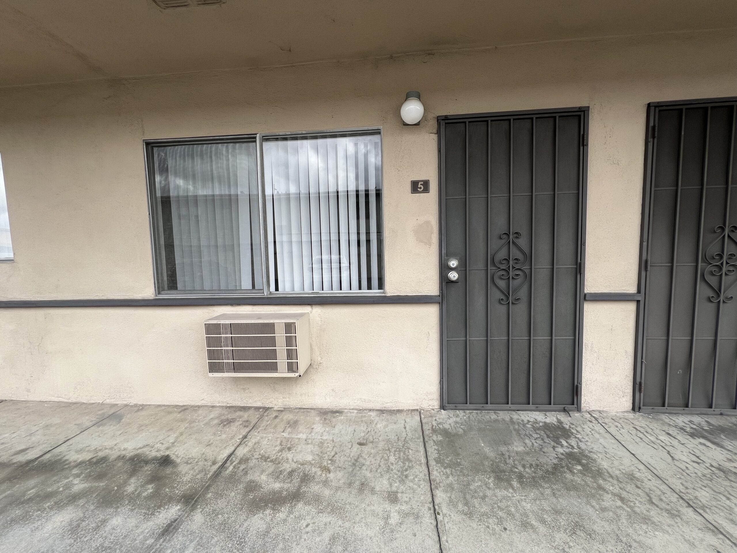 9545 Firestone Blvd, Unit 5 Downey, CA 90241