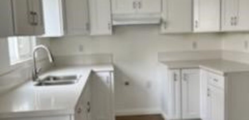 11230 Louise Ave. – E Lynwood, CA 90262