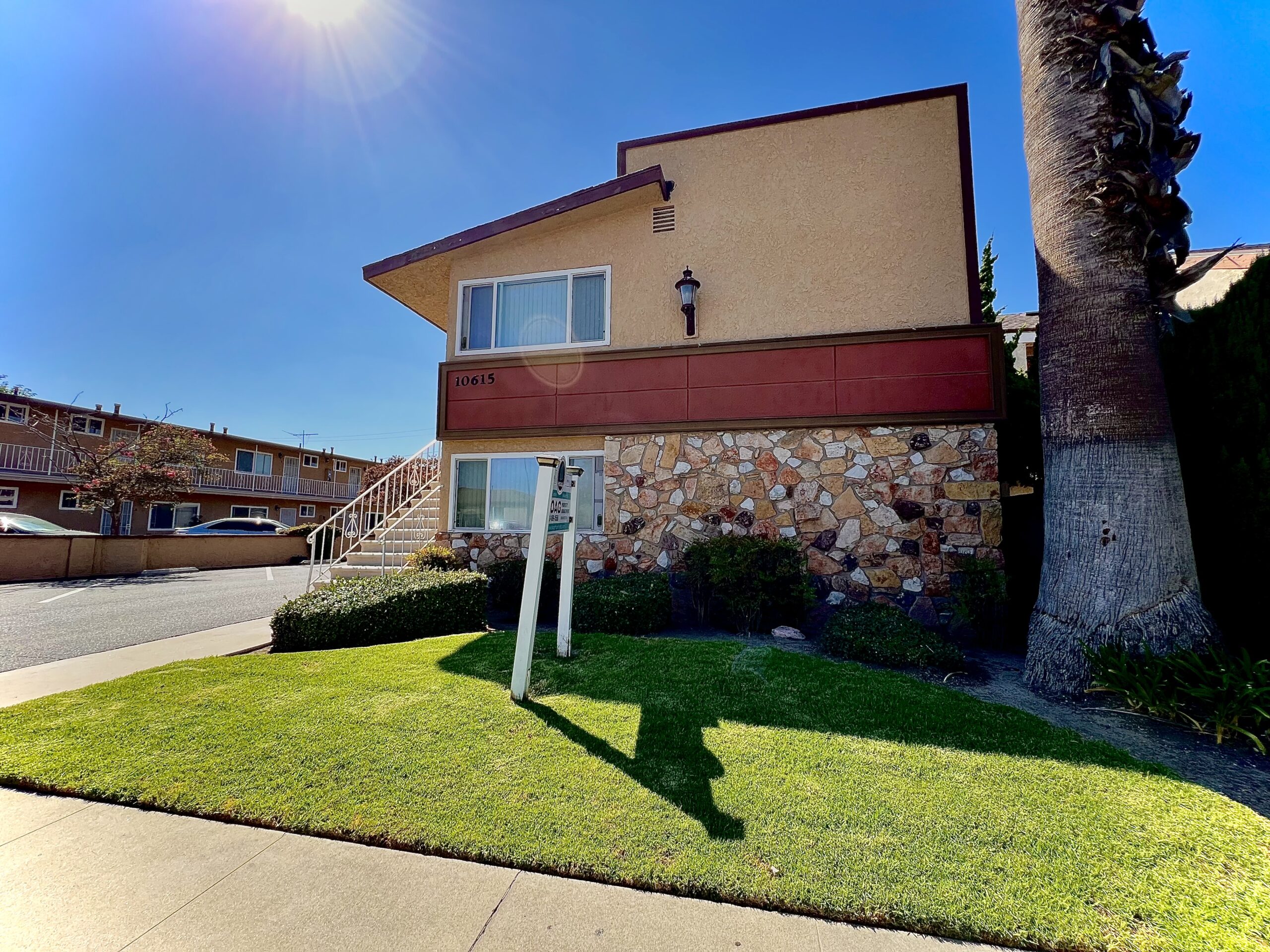 10615 La Reina Ave, Unit D Downey, CA 90241