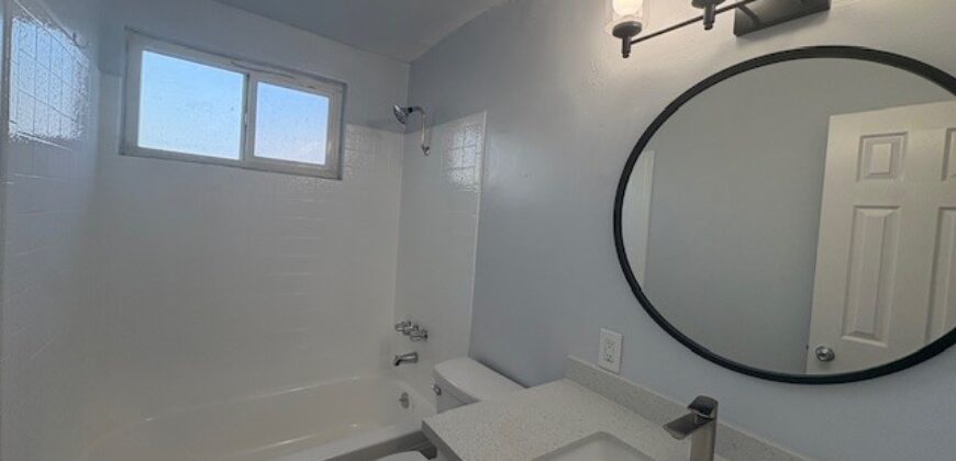 10727 La Reina Ave #1 Downey 90241