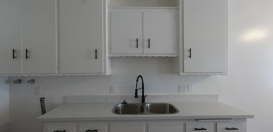 10304 La Reina Ave, Unit C Downey, CA 90241