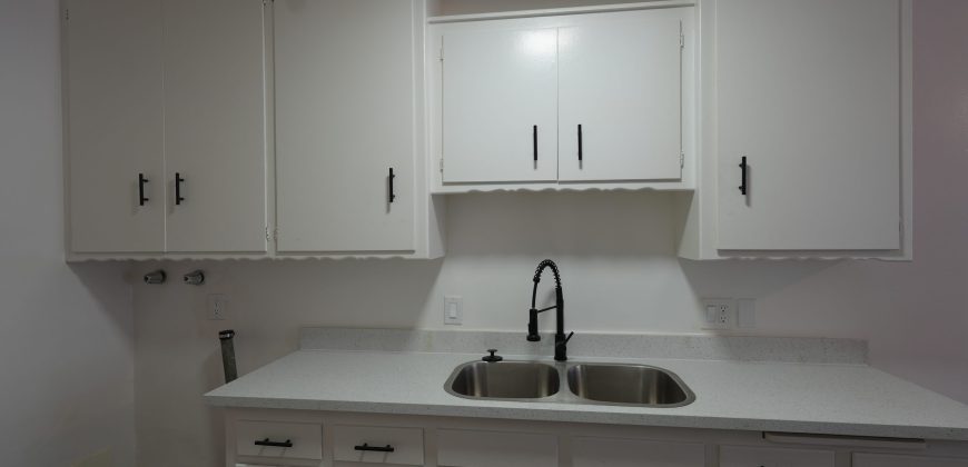 10304 La Reina Ave, Unit C Downey, CA 90241