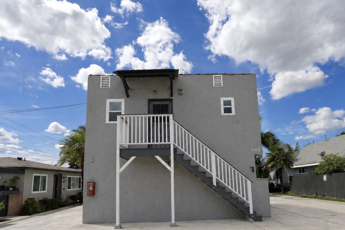 5157-1/4 E. Santa Ana St Cudahy, CA 90201