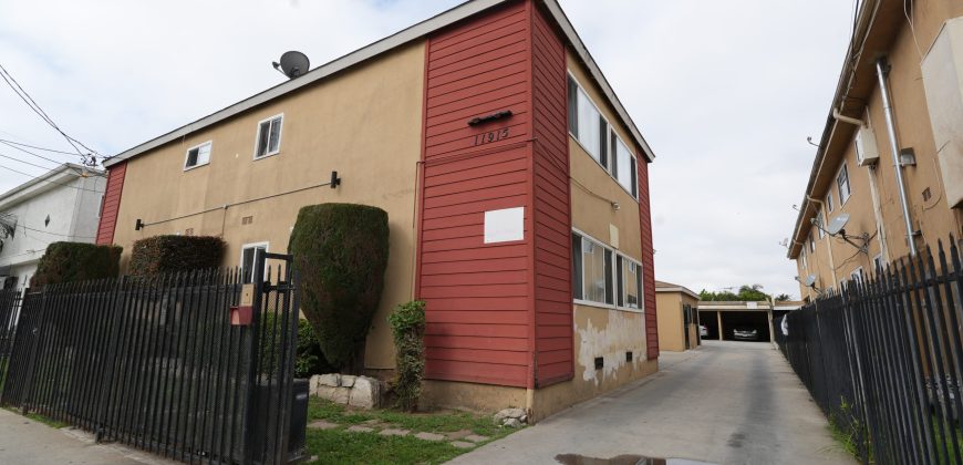 11915 Manor Drive – #C Hawthorne, CA 90250