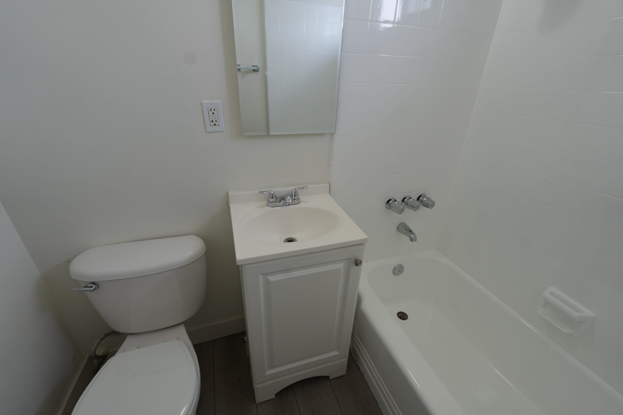 1621 W. 226th Street – #8 Torrance, CA 90501