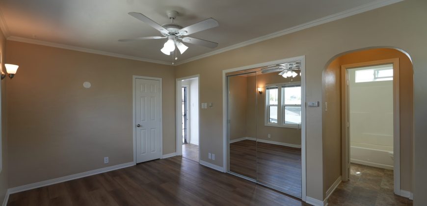 5157-1/4 E. Santa Ana St Cudahy, CA 90201