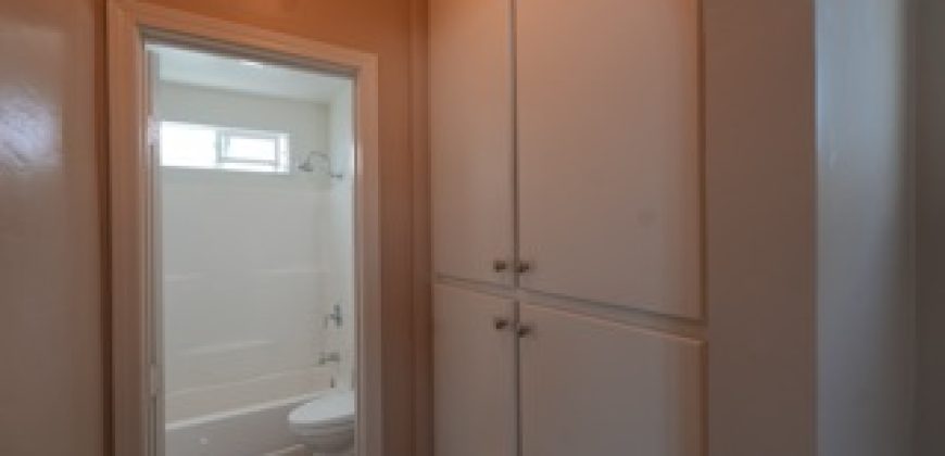 5157-1/4 E. Santa Ana St Cudahy, CA 90201