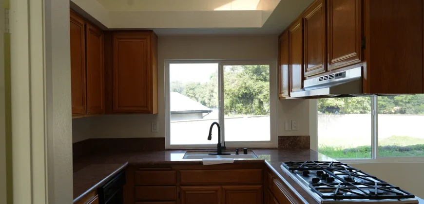 103 Crystal Springs Rd San Dimas, CA 91773