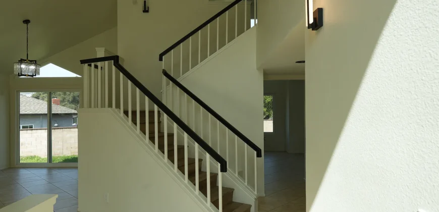 103 Crystal Springs Rd San Dimas, CA 91773