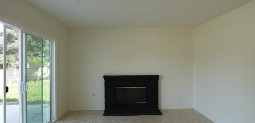 103 Crystal Springs Rd San Dimas, CA 91773