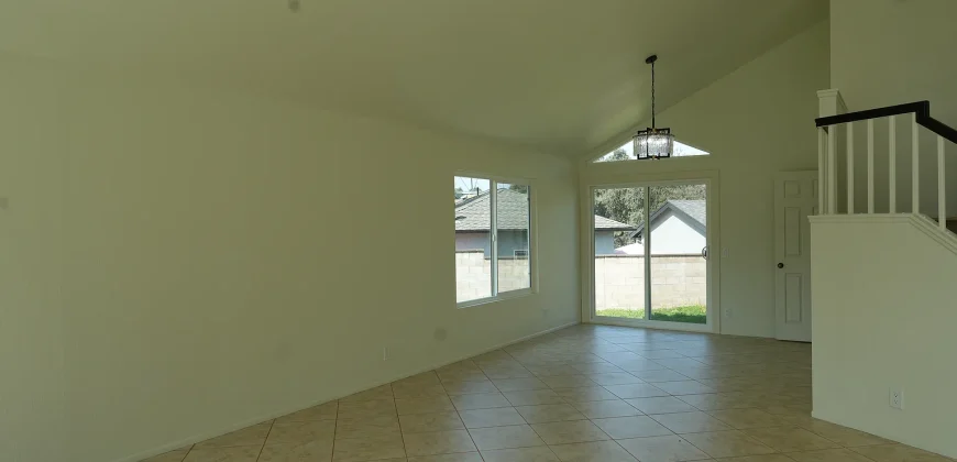 103 Crystal Springs Rd San Dimas, CA 91773-1134