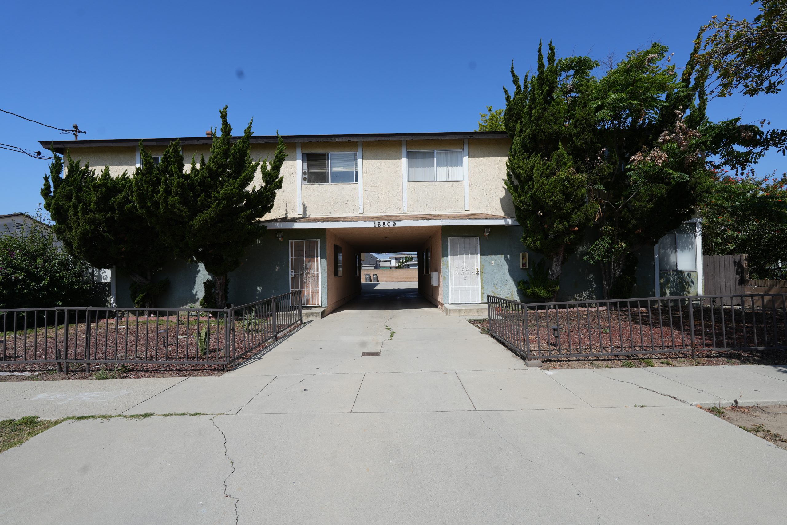16809 Dalton Ave Gardena, CA 90247