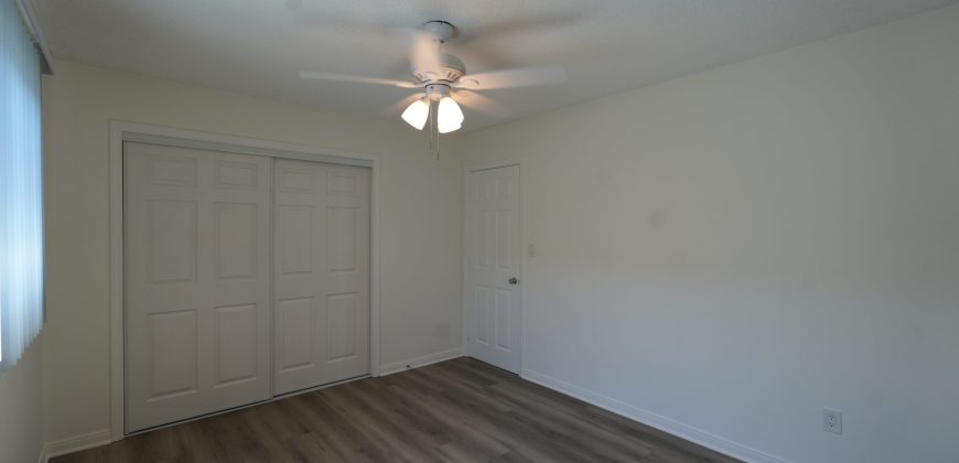 5201-1/2 E. Santa Ana Cudahy, CA 90201