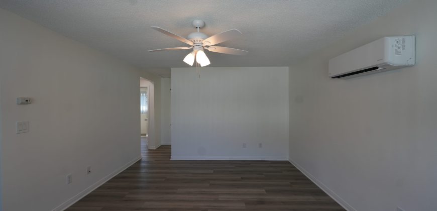 5201-1/2 E. Santa Ana Cudahy, CA 90201