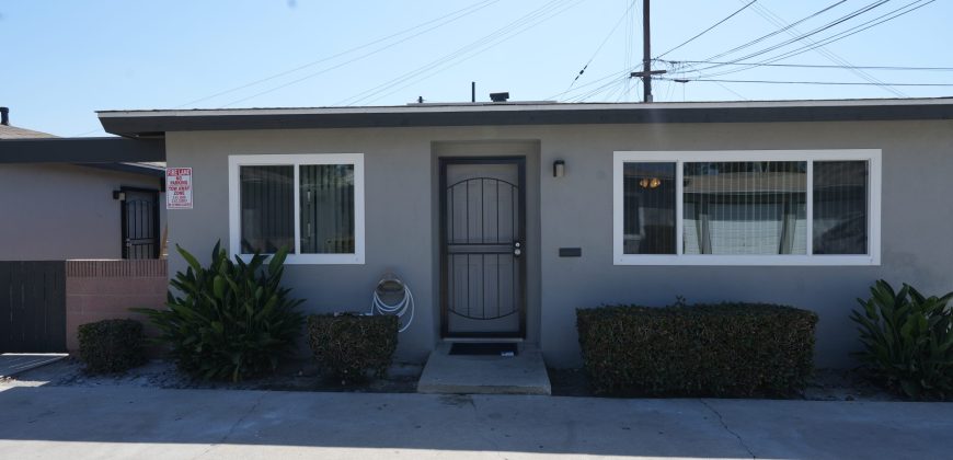 5201-1/2 E. Santa Ana Cudahy, CA 90201