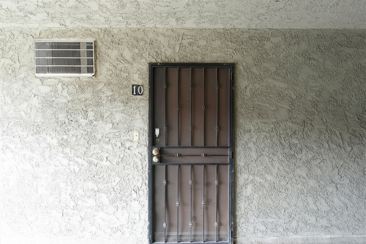 8101 Stewart & Gray Road, Unit 10 Downey, CA 90241
