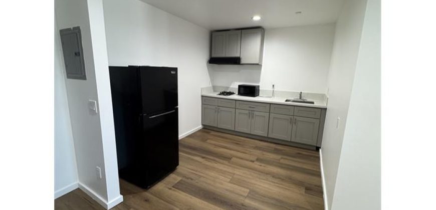 325 N. Fickett Street, Los Angeles, CA 90033