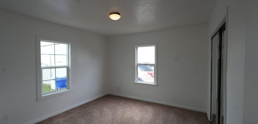 8019 Alameda St Downey, CA 90242