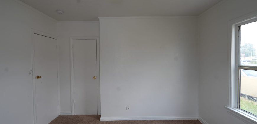 8019 Alameda St Downey, CA 90242