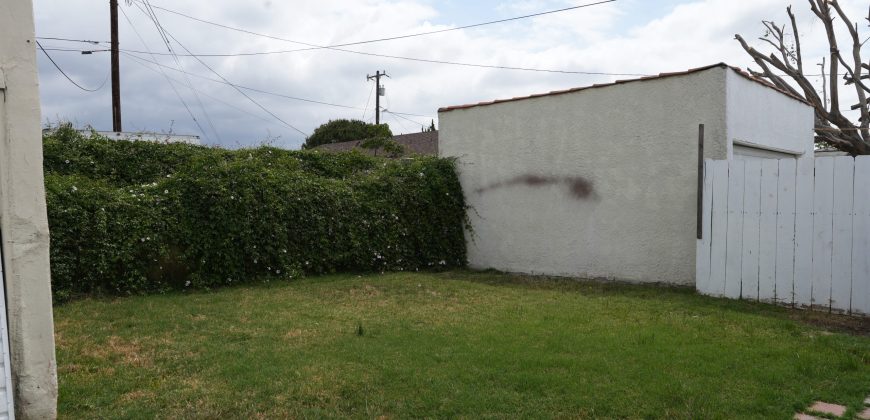 8019 Alameda St Downey, CA 90242