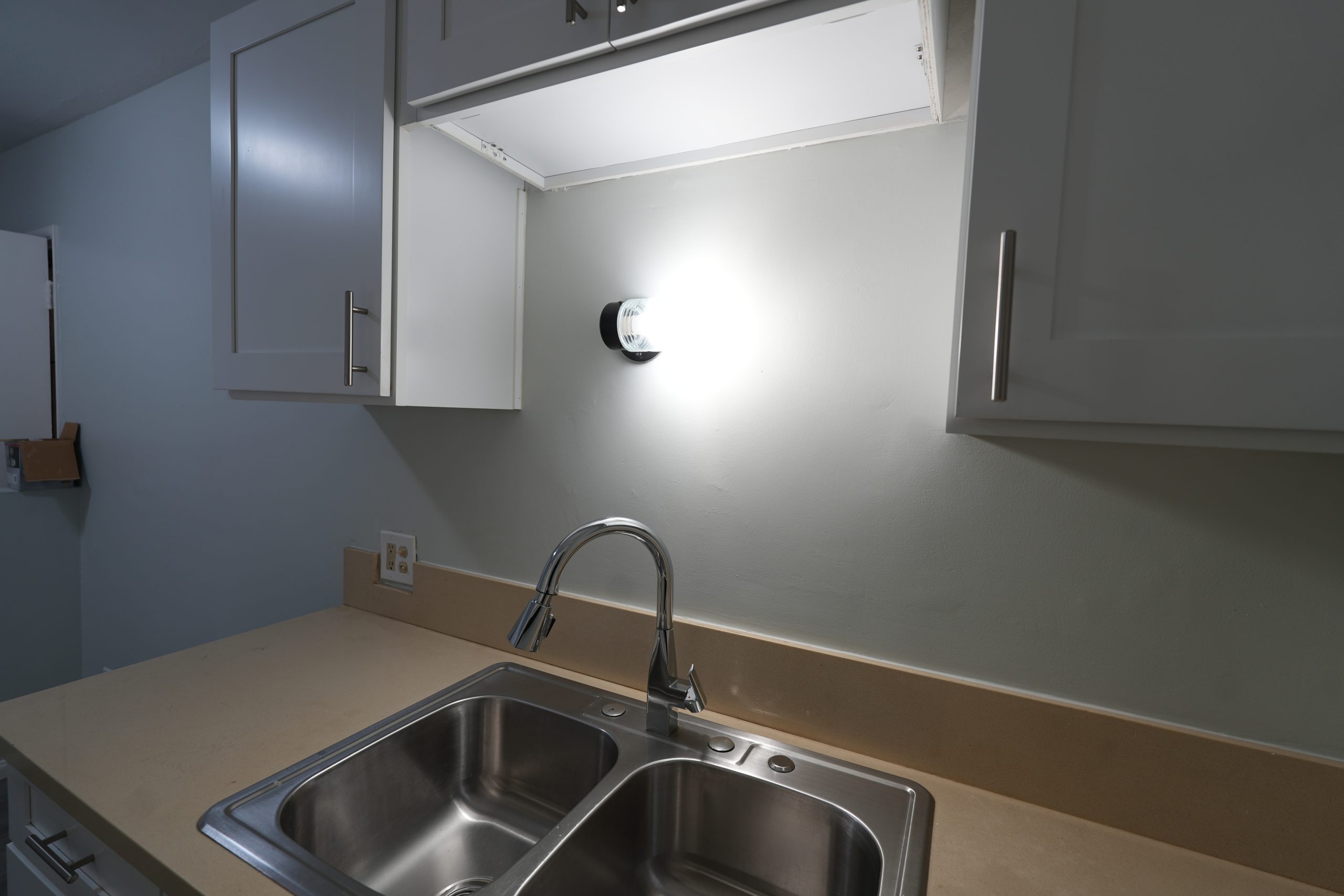935 S Grand View St, APT 2, Los Angeles, CA 90006