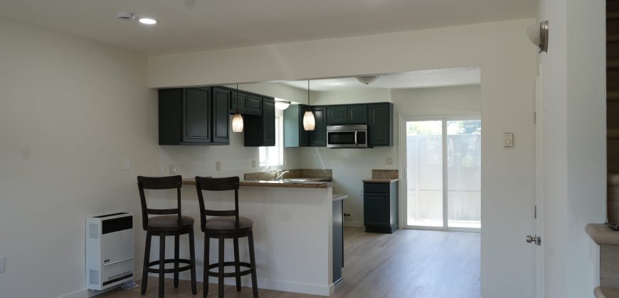 2828 EAST 70TH ST LONG BEACH, CA 90808