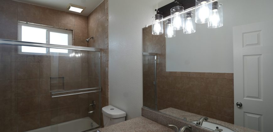 2828 EAST 70TH ST LONG BEACH, CA 90808