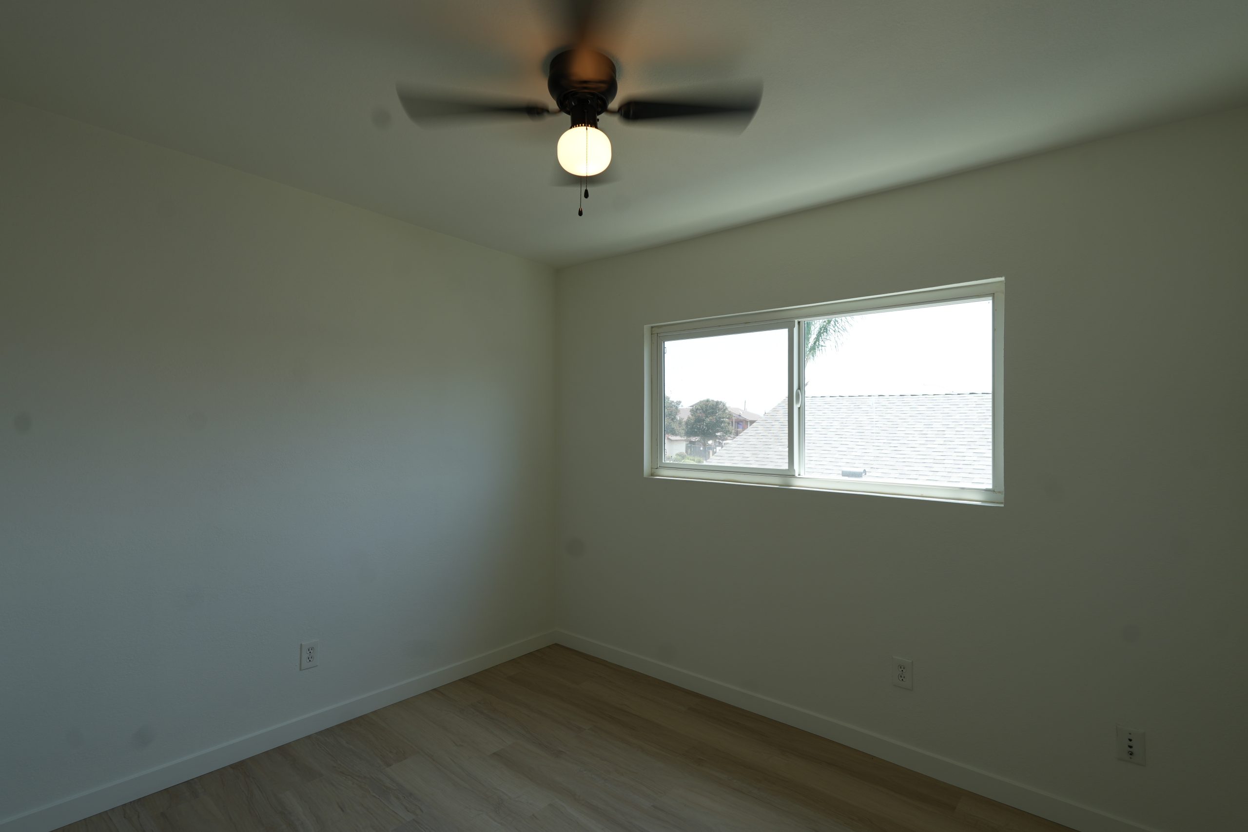2828 EAST 70TH ST LONG BEACH, CA 90808