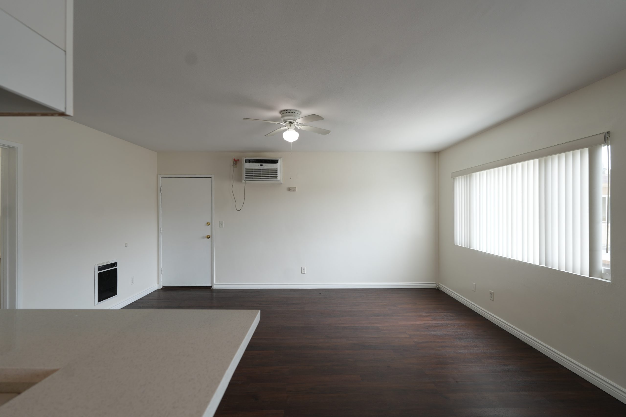 8101 Stewart & Gray Road, Unit 10 Downey, CA 90241