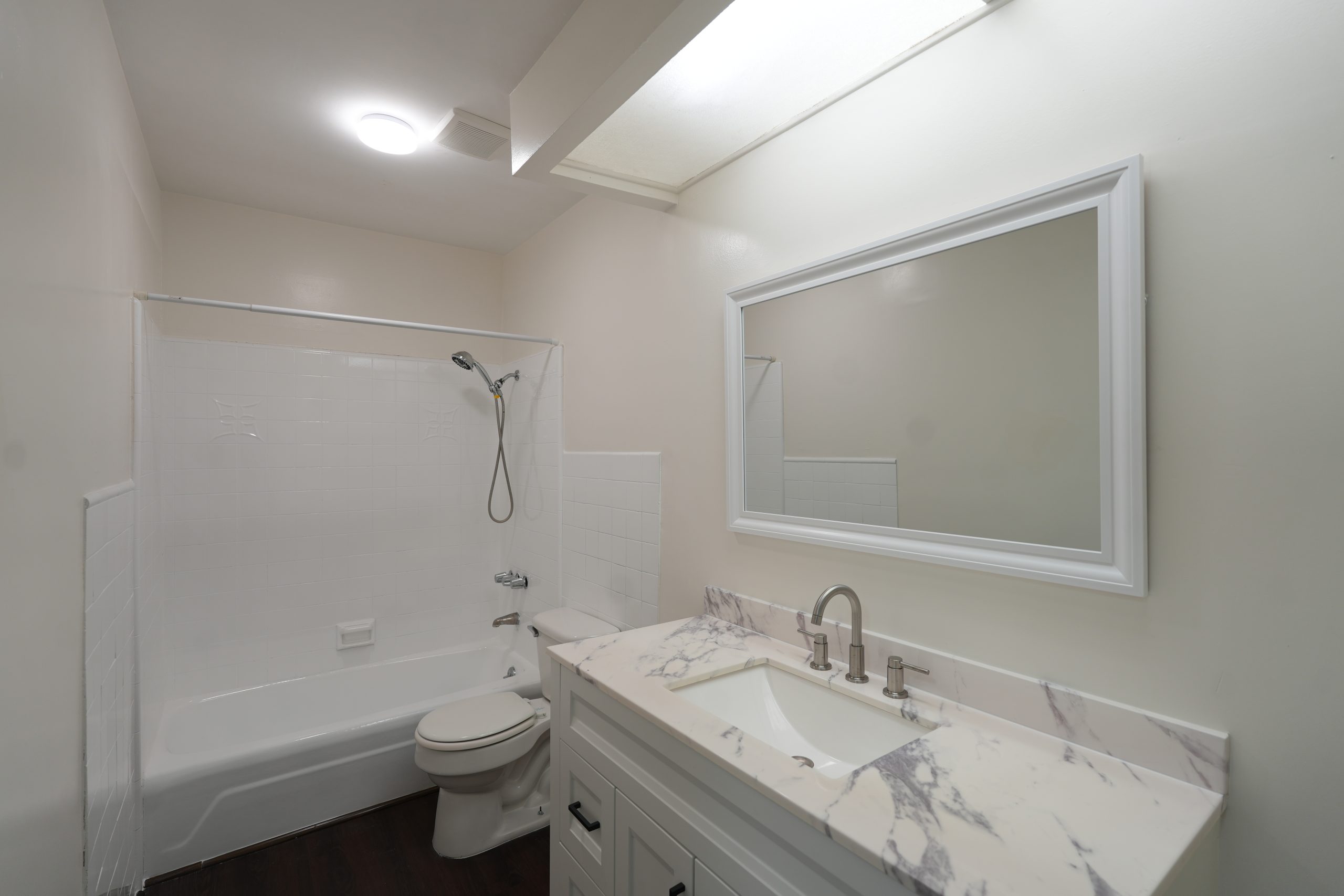 8101 Stewart & Gray Road, Unit 10 Downey, CA 90241