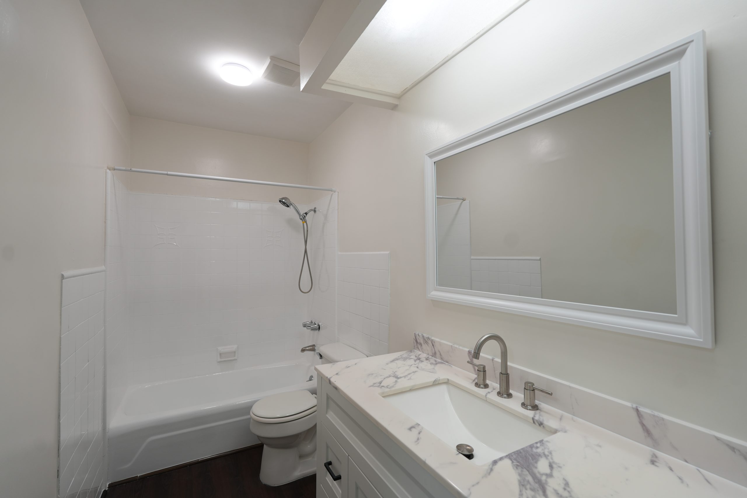 8101 Stewart & Gray Road, Unit 10 Downey, CA 90241