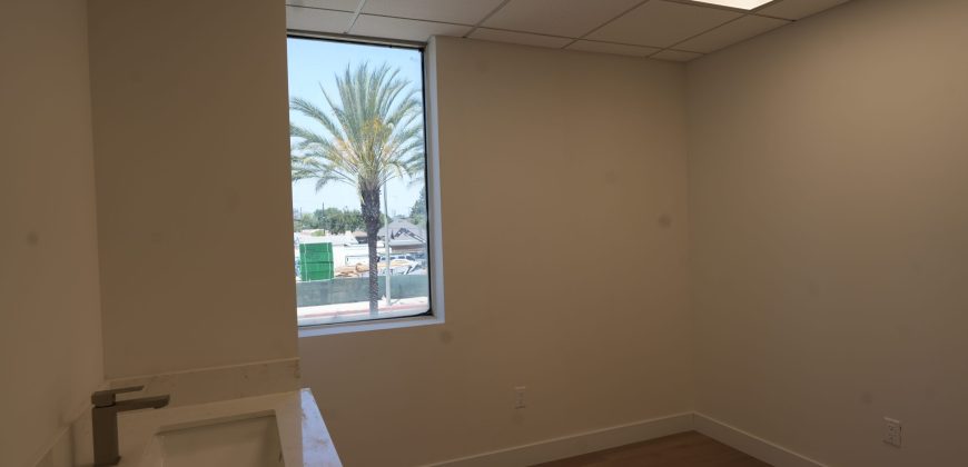 16660 Paramount Blvd, Paramount, CA 90723