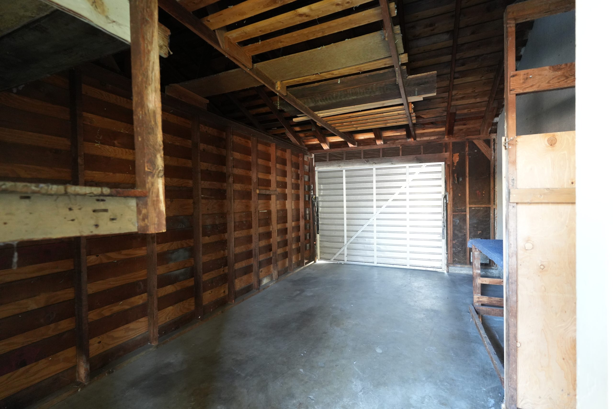 8043 Alameda St, Downey, CA 90242
