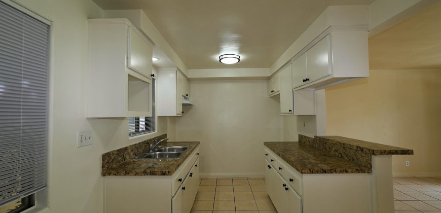 8115 3rd St #E, Downey, CA 90241