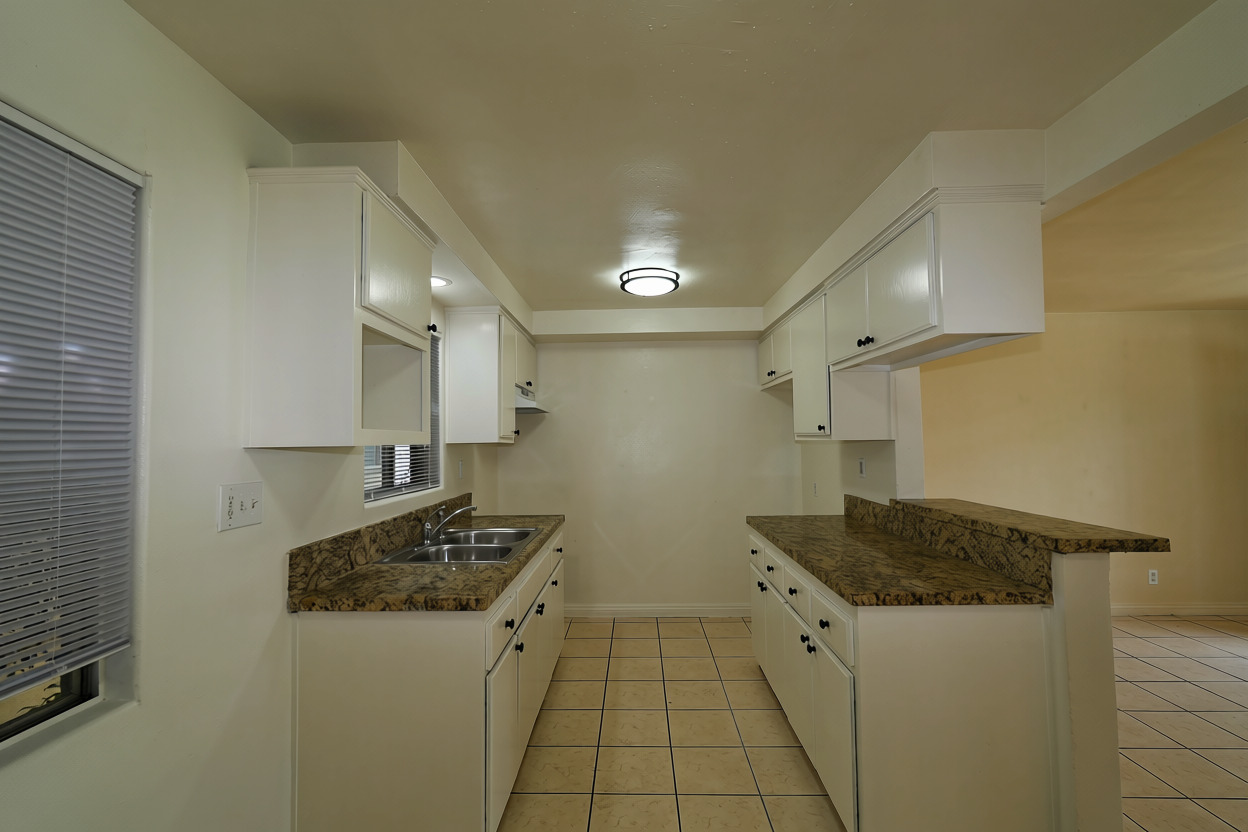 8115 3rd St #E, Downey, CA 90241