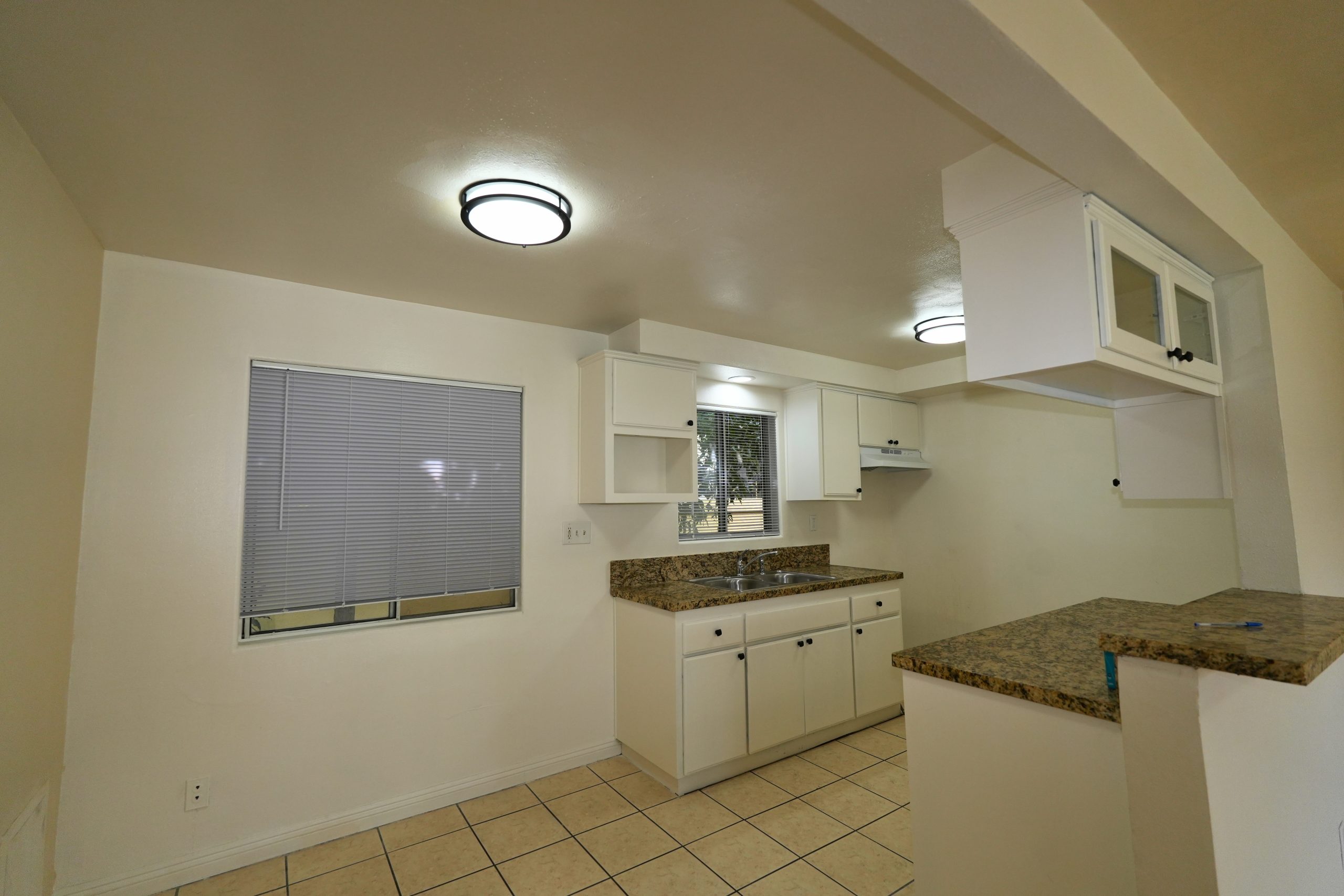 8115 3rd St #E, Downey, CA 90241