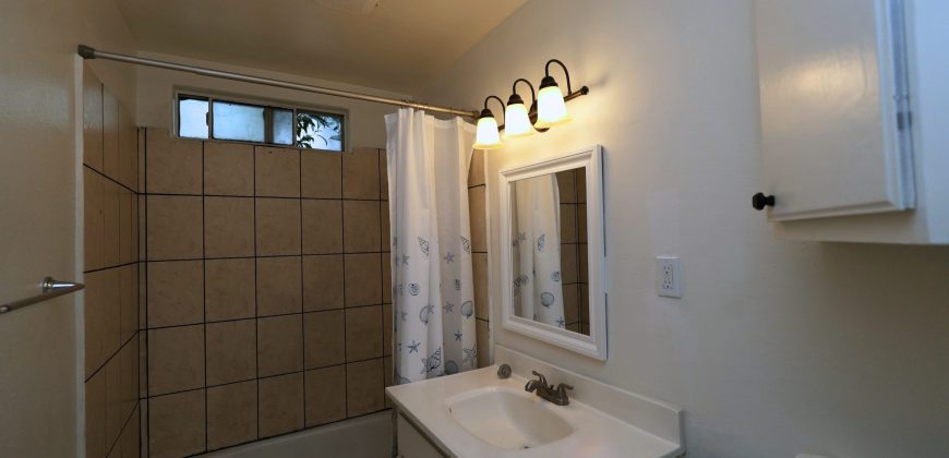 8115 3rd St #E, Downey, CA 90241
