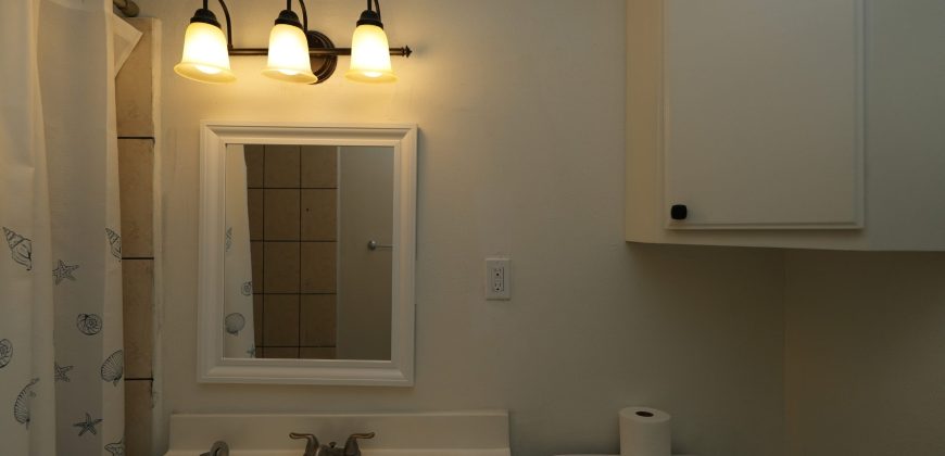8115 3rd St #E, Downey, CA 90241