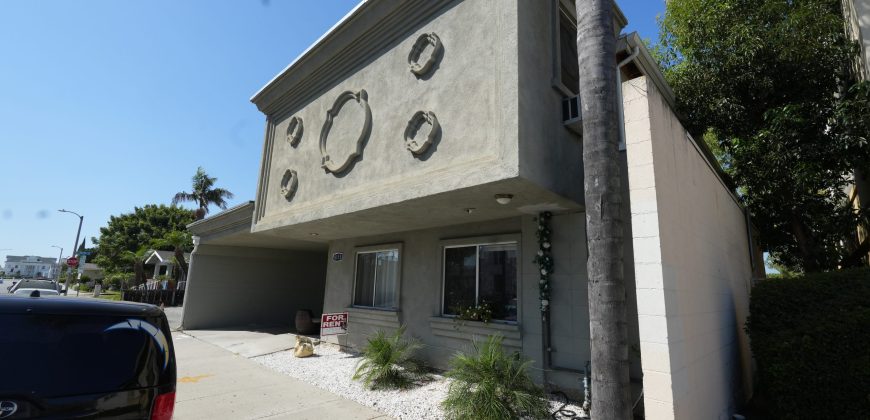 8115 3rd St #E, Downey, CA 90241