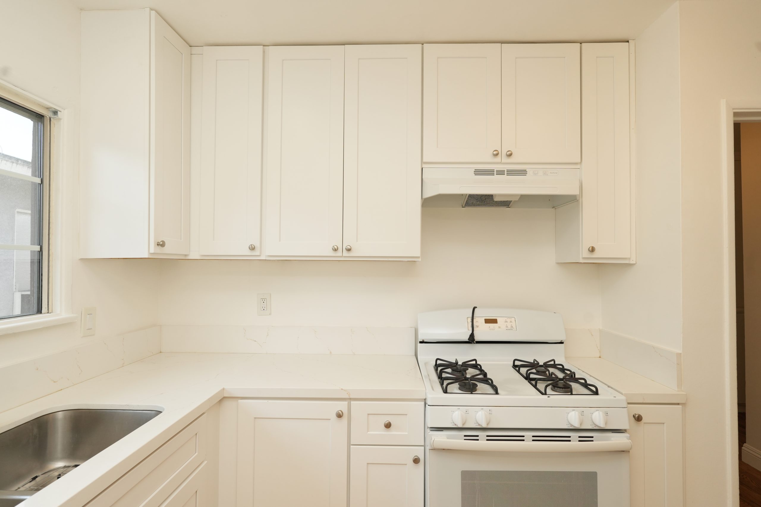 12807 Columbia Way, Downey, CA 90242