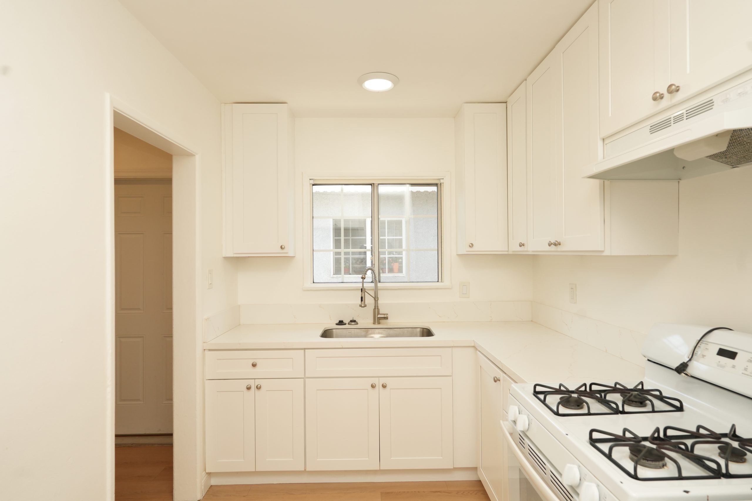 12807 Columbia Way, Downey, CA 90242