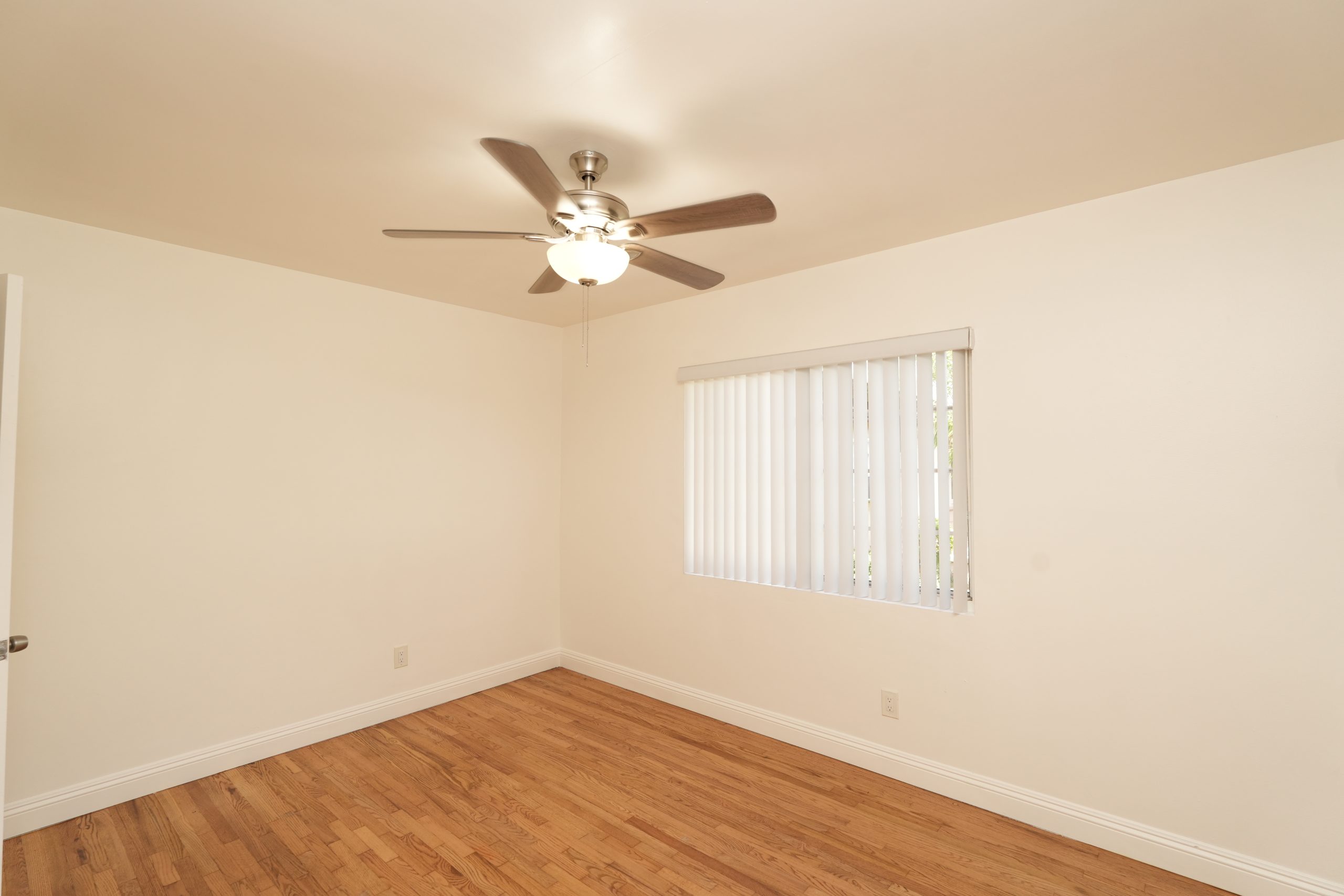12807 Columbia Way, Downey, CA 90242