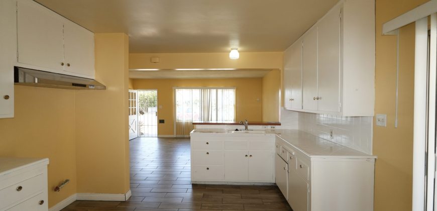 8035 Alameda St Downey, CA 90242