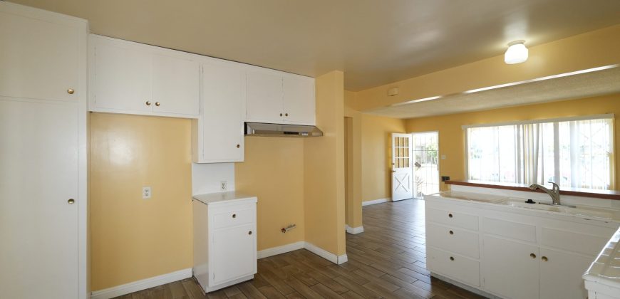 8035 Alameda St Downey, CA 90242