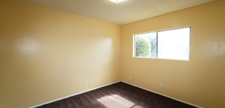 8035 Alameda St Downey, CA 90242