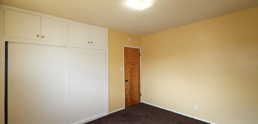 8035 Alameda St Downey, CA 90242