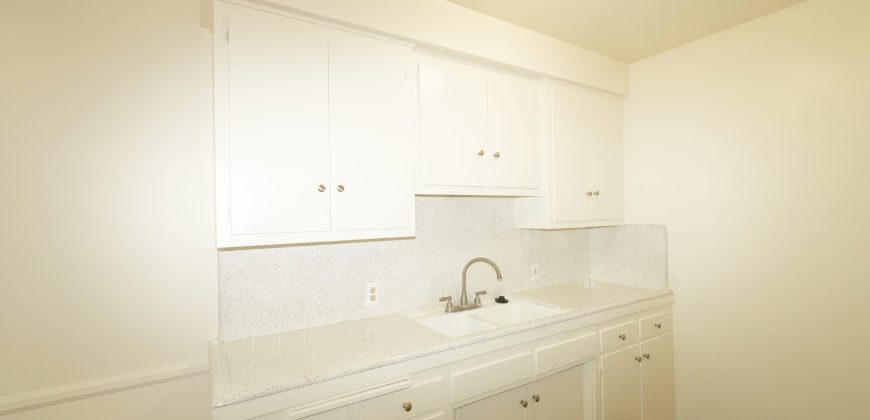 10248 La Reina Ave, #1, Downey, CA 90241